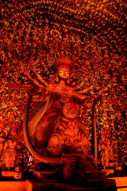 durga thakur photo. maa durga in Kolkata. #durga #kolkata #kolktaculture #maadurga #kolkataphotography #india #hindufestival #indiaculture #bengalculture #indiafestival #indiatravel #kolkatatravel #goddess 