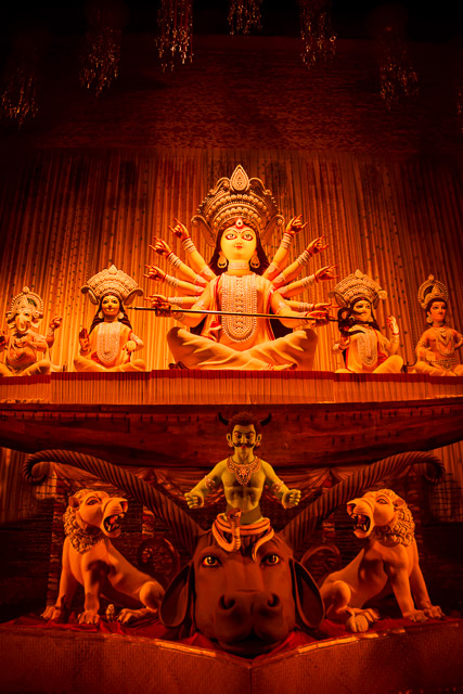 durgapuja pandal photo gallery  #durga #kolkata #kolktaculture #maadurga #kolkataphotography #india #hindufestival #indiaculture #bengalculture #indiafestival #indiatravel #kolkatatravel #goddess 