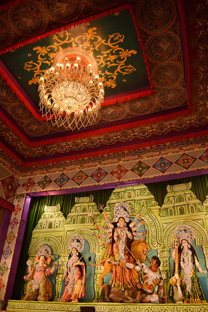 durga pandal in Kolkata    #durga #kolkata #kolktaculture #maadurga #kolkataphotography #india #hindufestival #indiaculture #bengalculture #indiafestival #indiatravel #kolkatatravel #goddess 