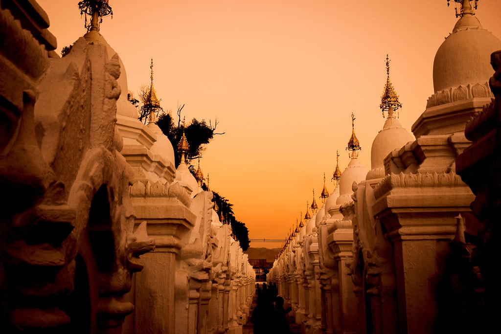 Backpacking Myanmar fo rtwo weeks. Kuthodaw Pagoda