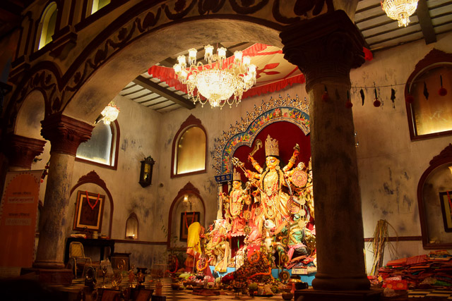 durga pandal in Kolkata: beautiful pictures of Maa Durga