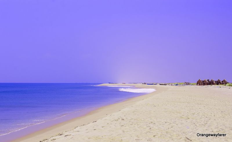 Dhanushkodi travel blog. Dhanushkodi where Indian Ocean and Bay of Bengal meets in India.