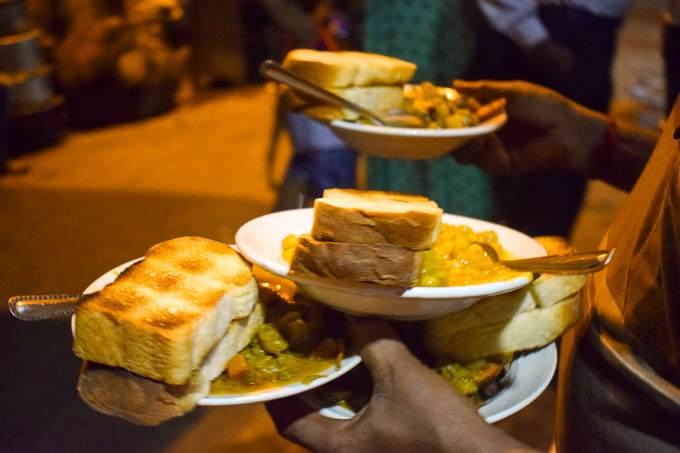 Bun and Chicken stew at Decker's Lane, Kolkata