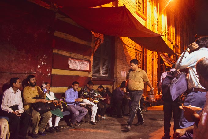 Intellectual bengalis at Decker's Lane, Kolkata