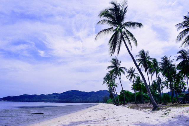 Empty beaches in Thailand: Koh Yai Yoi