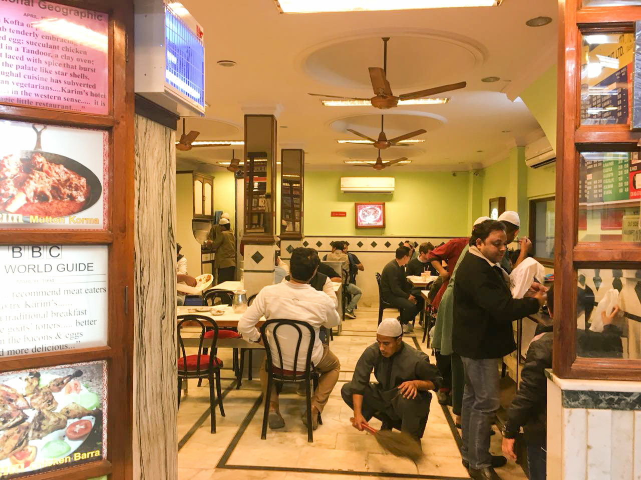 Karims, Delhi, the dining hall