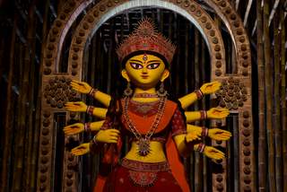 Durgapuja 2018 in Kolkata: A Complete Guide to the Grandest Bengali Carnival!