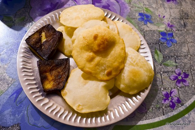 Luchi Begun Bhaja on a Bijoya sammoloni