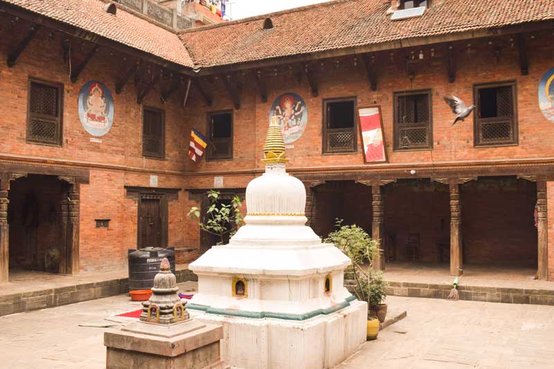 Bhaktapur houses the famed Mahavihars, namely Lokeswor Mahavihar, Prasannasheel Mahavihar, Chatu Brahma Mahavihar, Jaya Kirti Mahavihar, Sukra-Varna Mahavihar, Dipanker Mahavihar and quite a few Buddhist shrines. 