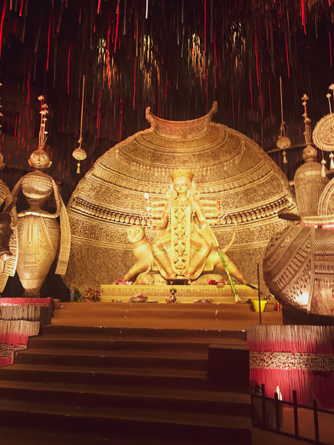 durgapuja festival photo. Maa Durga Idol. #durga #kolkata #kolktaculture #maadurga #kolkataphotography #india #hindufestival #indiaculture #bengalculture #indiafestival #indiatravel #kolkatatravel #goddess 