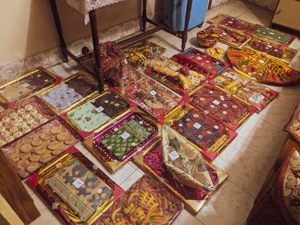 Totwo: Bengali wedding gifts