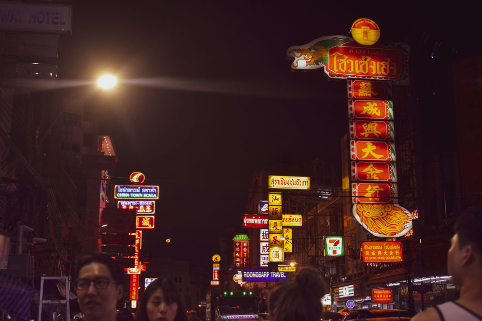 yaowarat road: China Town Bangkok