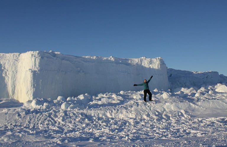 Nunavut-Snowmobiling-Iqaluit-Ice-Cliffs