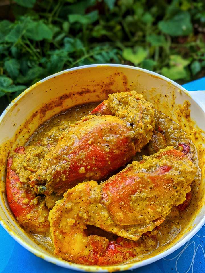 Narkel Chingri. Coconut Prawn Bengali style recipe. Bengali Prawn recipe. Steamed prawn with coconut. Indian fish curry. Bengali prawn curry with coconut. #prawn #prawnandcoconut #seafood #seafish #bengalifishcurry