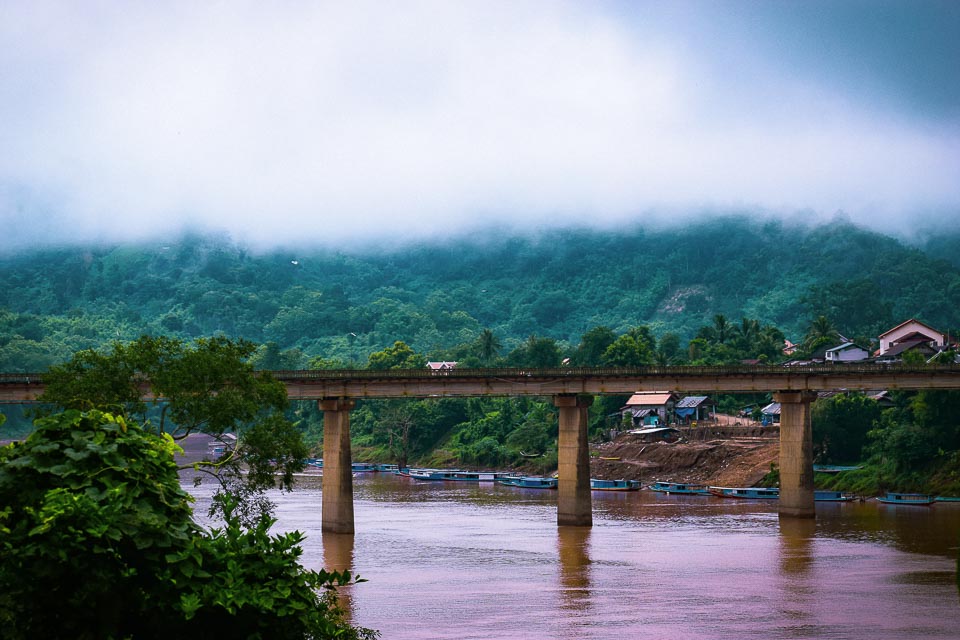 Bridge on Nam Ou river at Nong Khiaw