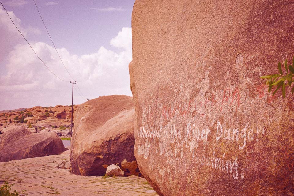 Is it okay to jump in the Tungabhadra river in Hampi