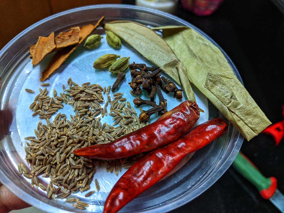 Gorom Masala diye Katla macher jhol: bengali style fish curry