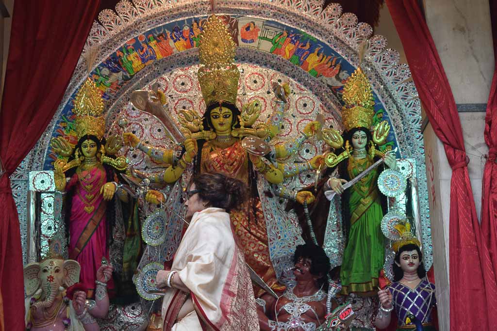 Kolkata durgapuja a photo blog