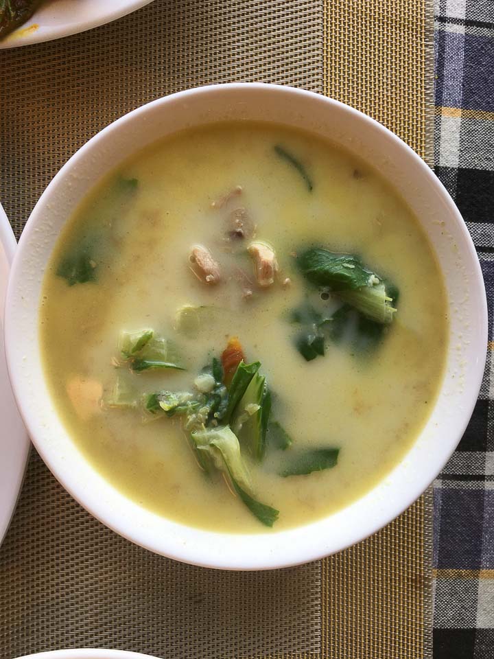 Local food served at Tawang market